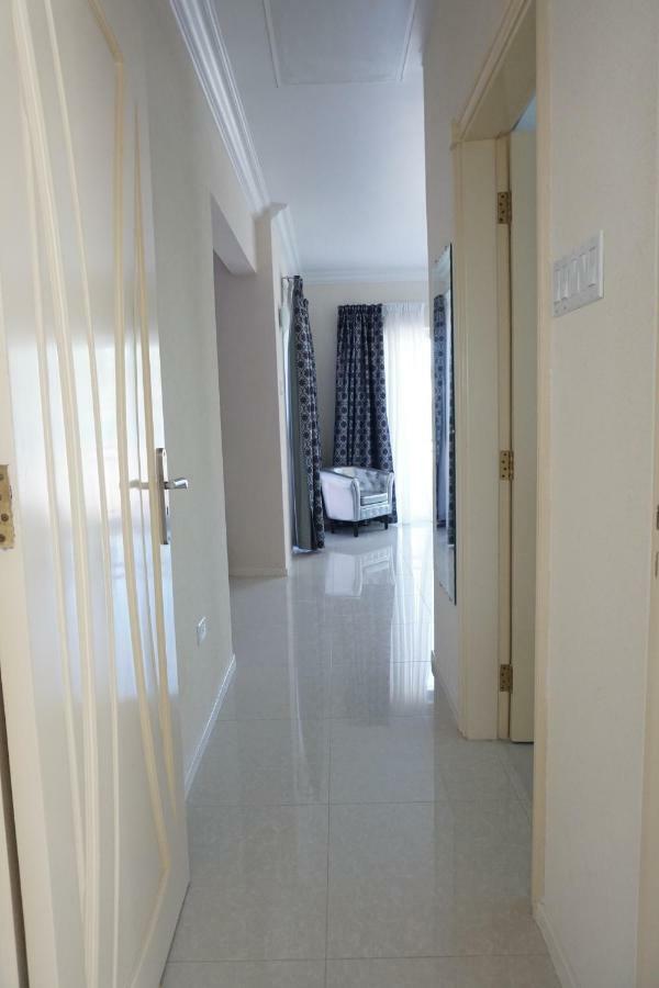 Self Contained Apartment With Private Kitchen Higher Heights, Barbados Christ Church Exteriér fotografie