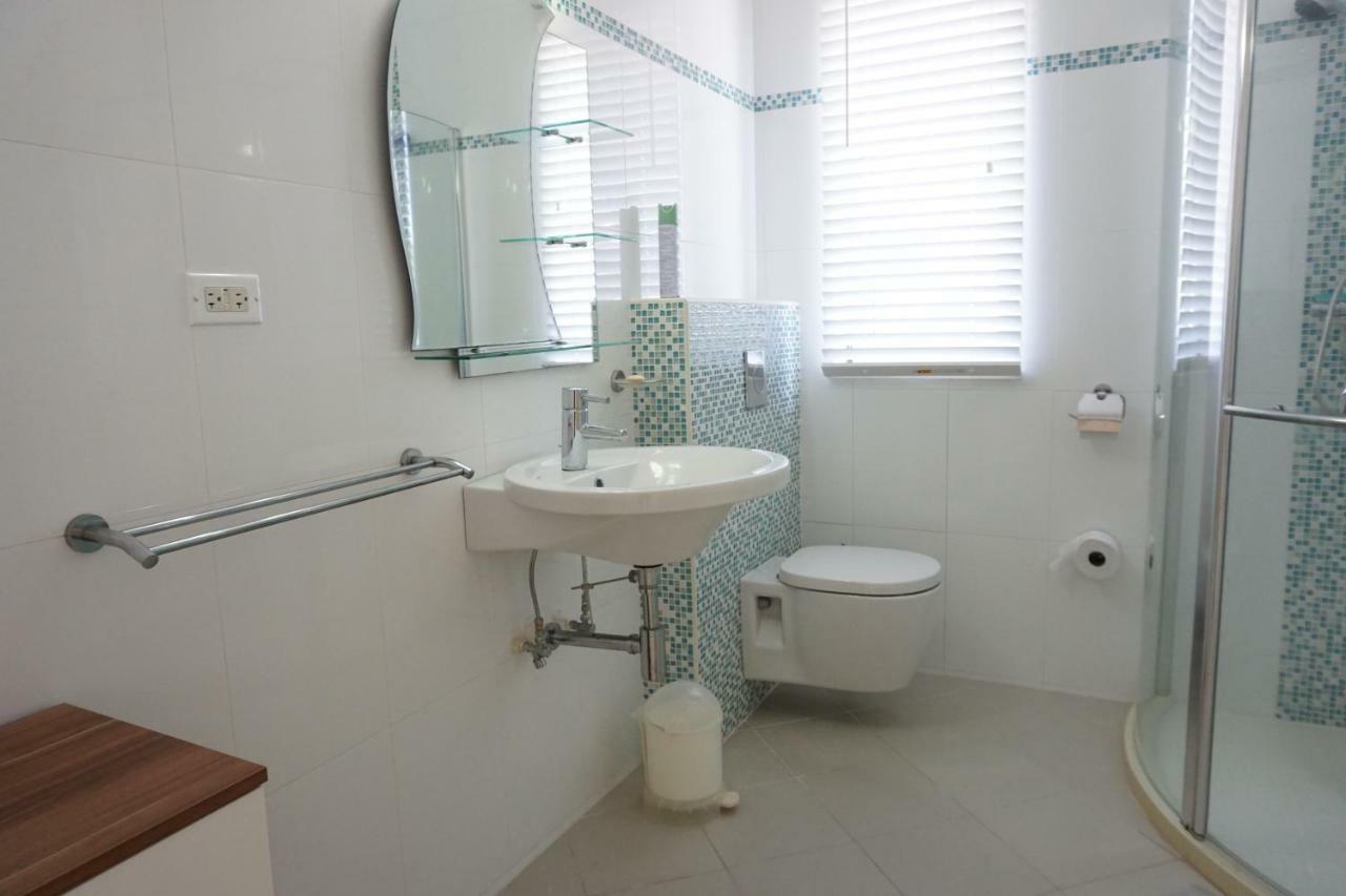 Self Contained Apartment With Private Kitchen Higher Heights, Barbados Christ Church Exteriér fotografie