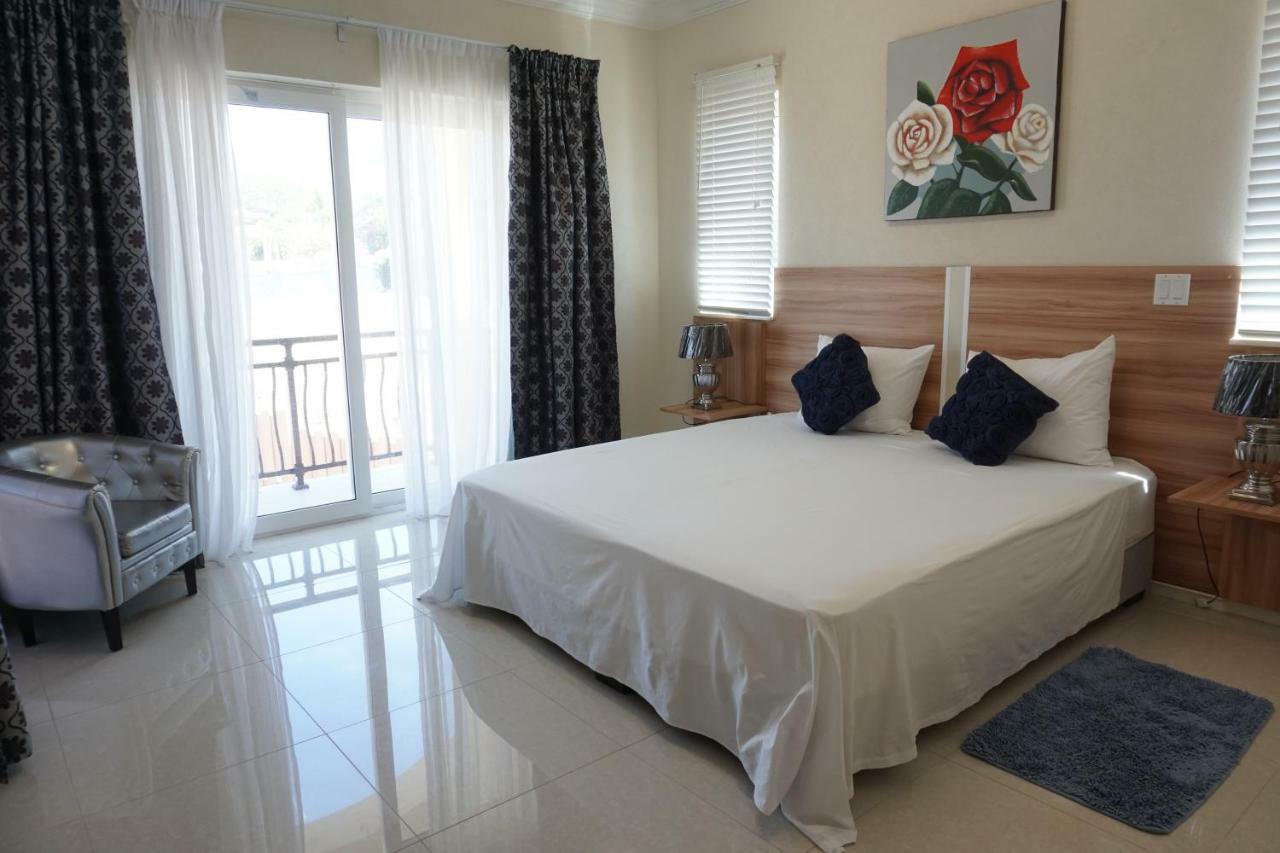 Self Contained Apartment With Private Kitchen Higher Heights, Barbados Christ Church Exteriér fotografie